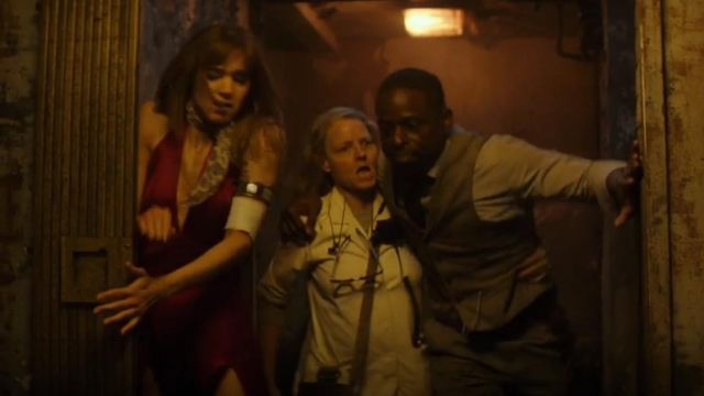 The red dress long Nice (Sofia Boutella) in Hotel Artemis