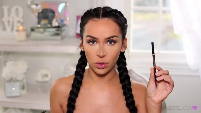 Brow wiz Anastasia used by Carli Bybel seen on his youtube channel