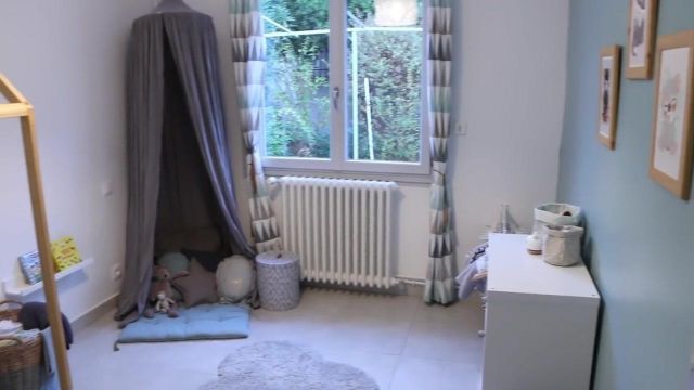 sky bed from smallable view in the video baby room tour of jenesuispasjoli