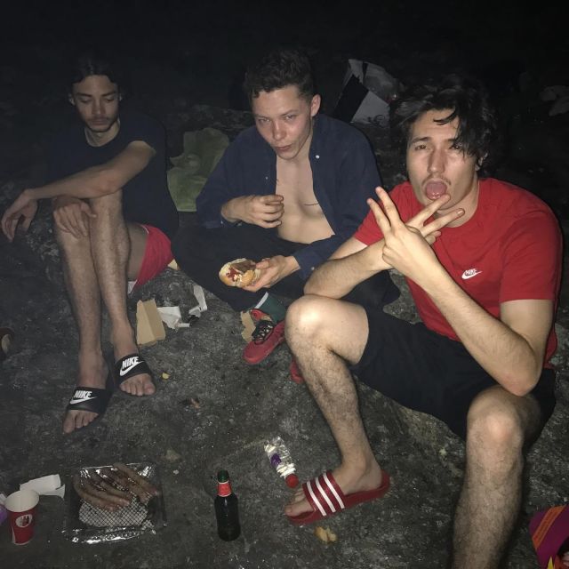 Tap Adidas red door Uroooo on the post Instagram of Columbine