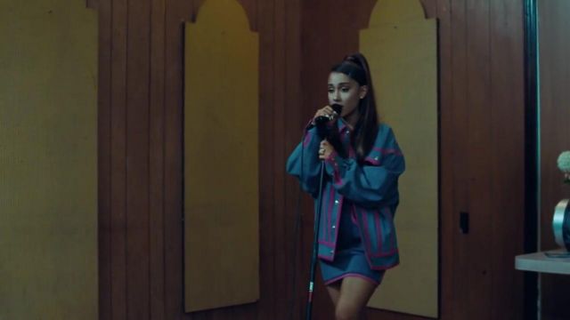 Blue Jean Jacket with pink border worn byr Ariana Grande in her video clip "Dance to this" featuring avec Troye Sivan