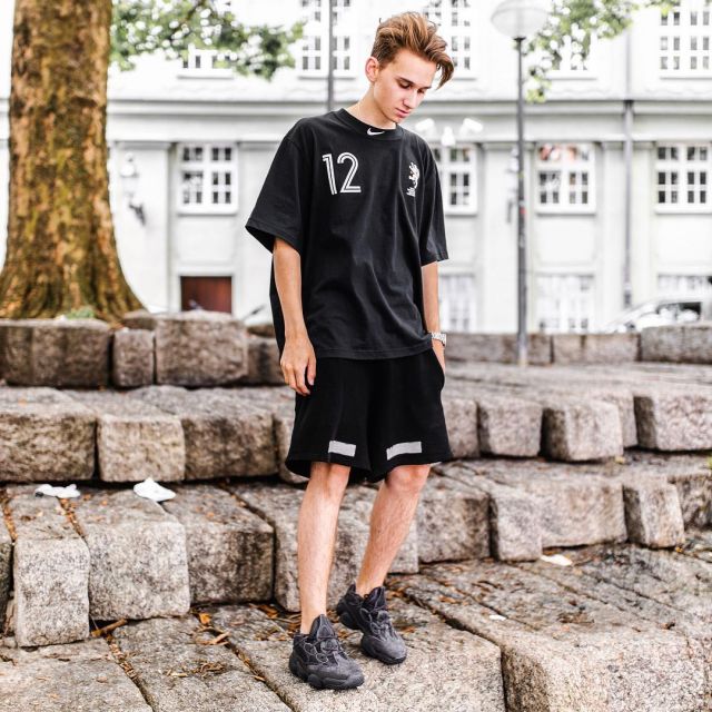 The tee in black Nikelab x OFF WHITE that is on the influencer Max aka munich_style on his instagram