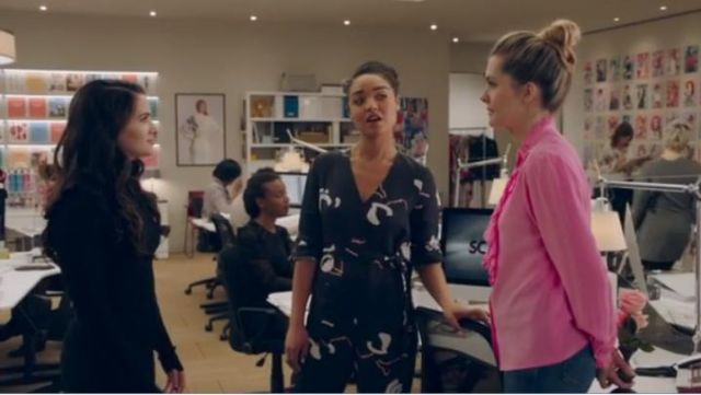 The combination pants black worn by Kat Edison (Aisha Dee) in The Bold Type S02E07