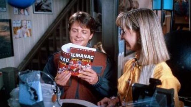La réplique de l'Almanac des sports de Marty McFly (Michael J. Fox) dans Retour  vers le futur 2
