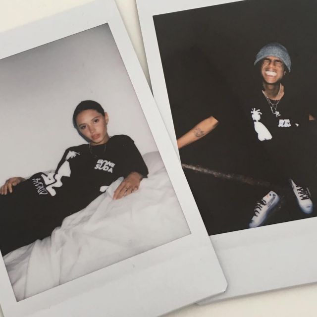 The pair of Off-White x Converse on the account Instagram of Iris Law