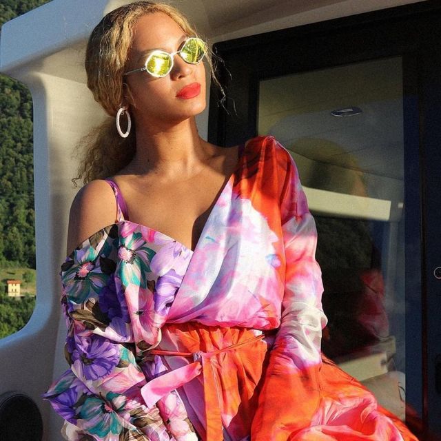 MSGM tie dye and floral silk worn by Beyoncé on Lake Como in Italy ...