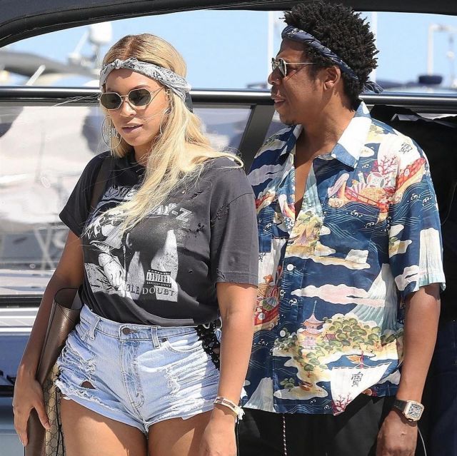 beyonce in jean shorts