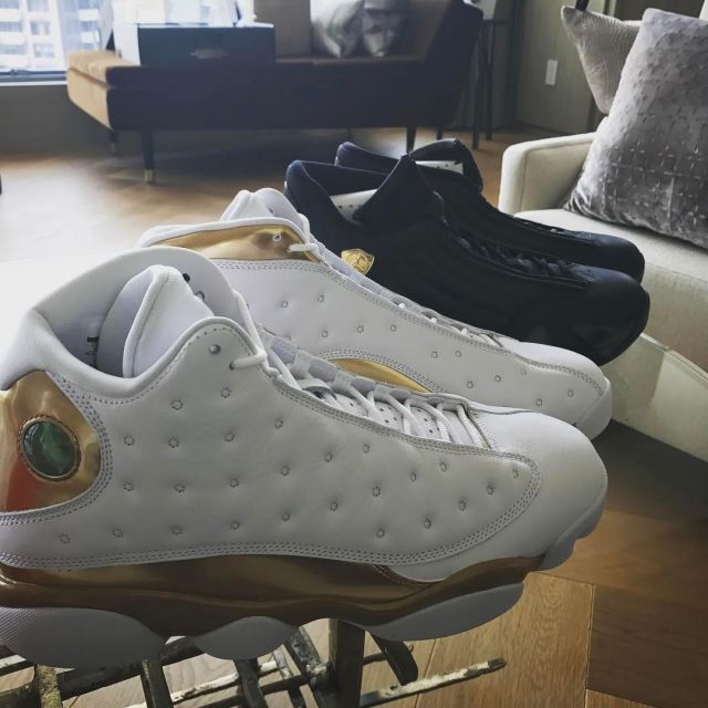 Les Sneakers Air Jordan 13 Retro "defining Moments" portées par Champagnepapi sur son compte Instagram