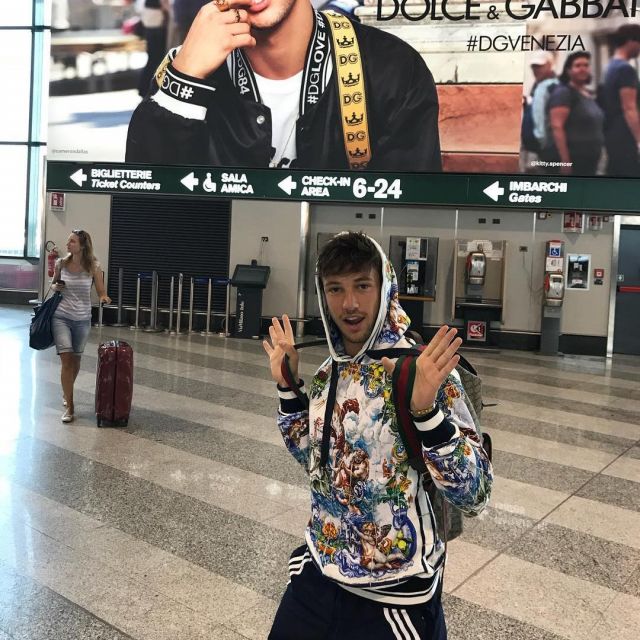 The backpack Gucci brought Cameron Dallas on his account Instagram