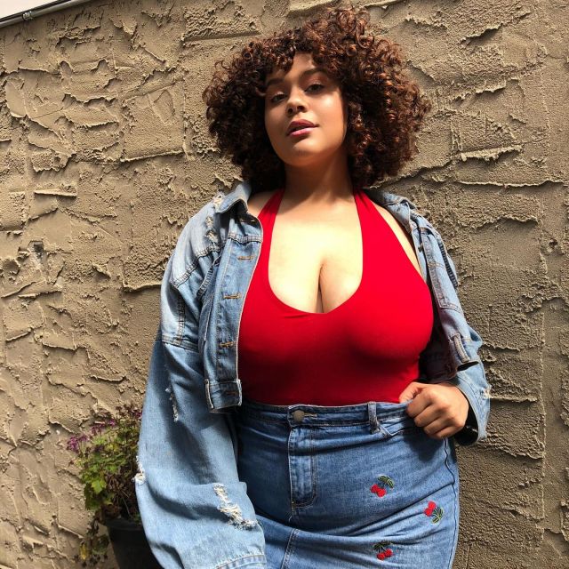 khloe katera in answer #1539300