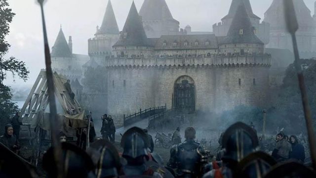 The castle of Gosford (Riverrun/Vivesaigues) seen in Game of Thrones S06E07