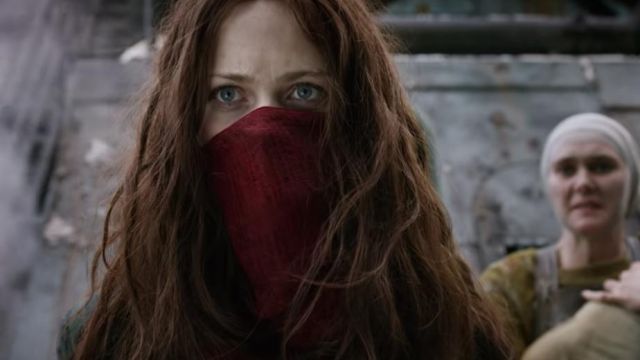 Hester Shaw Hera Hilmar red scarf in Mortal Engines Spotern