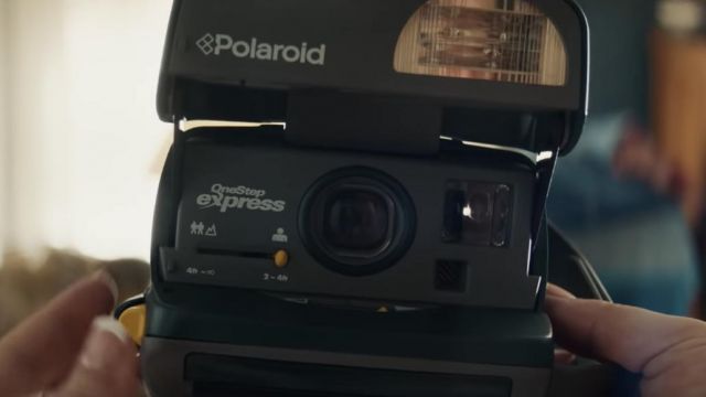 L'appareil photo Polaroid onestep express dans Escape At Dannemora