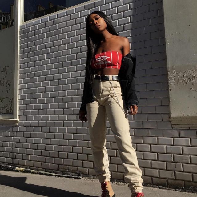 The cargo pants of the brand Missguided worn by Aude Julie | Spotern