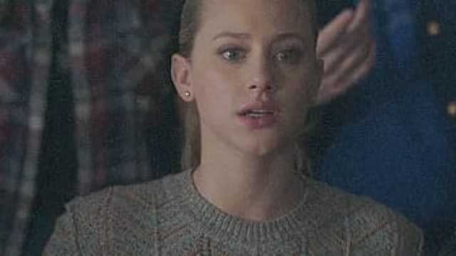 The sweater beige gray wool, Betty Cooper (Lili Reinhart) in Riverdale S02E22