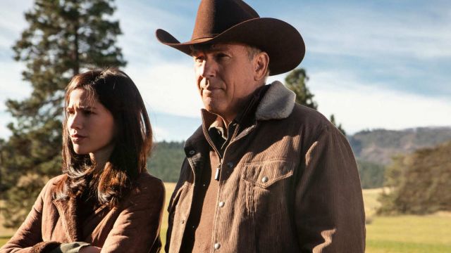 corduroy sherpa jacket worn by john dutton kevin costner as seen in yellowstone s01e05 spotern