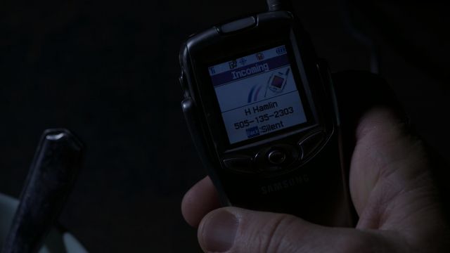Samsung Cellphone used by Saul Goodman / Jimmy Mcgill (Bob Odenkirk) as seen in Better call Saul S04E01