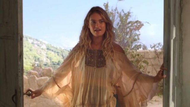 Off The Shoulder Romper Top Worn By Young Donna Lily James In Mamma Mia 2 Here We Go Again Spotern And now you got it wrong. young donna lily james in mamma mia 2