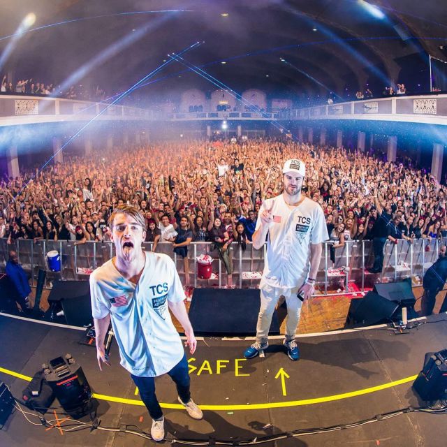 Sneakers  Nike  Air Presto   worn by Alex Pall  on an Instagram account @thechainsmokers
