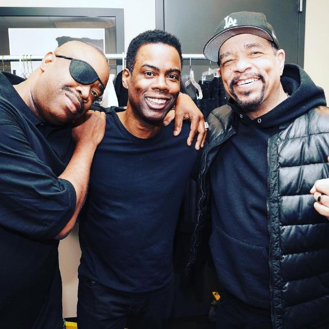 The down jacket black worn by Ice T on the account Instagram of Chris Rock