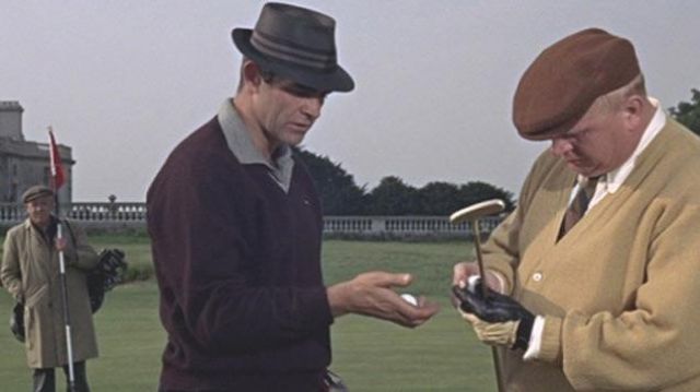 La balle de golf Penfold utilisée par James Bond (Sean Connery) dans Goldfinger