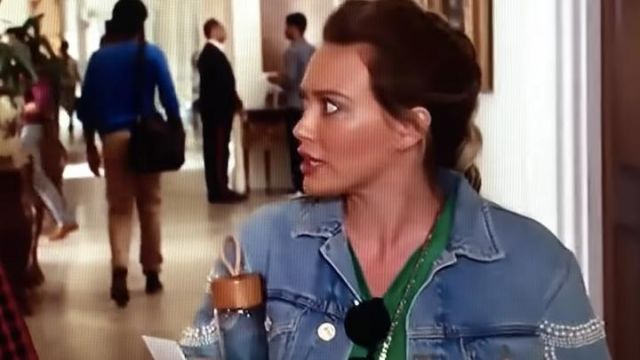Kelsey Peters (Hilary Duff) pearl embellished denim jacket in Younger S05E11