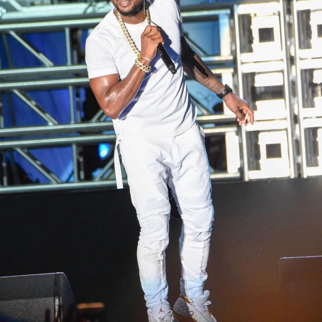 The pair of Nike Air Jordan 13 Retro "Defining Moments" worn by Usher on his account Instagram