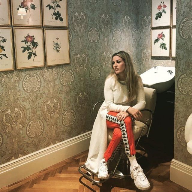 Sneakers Fila Disruptor worn by Ellie Goulding on his account Instagram
