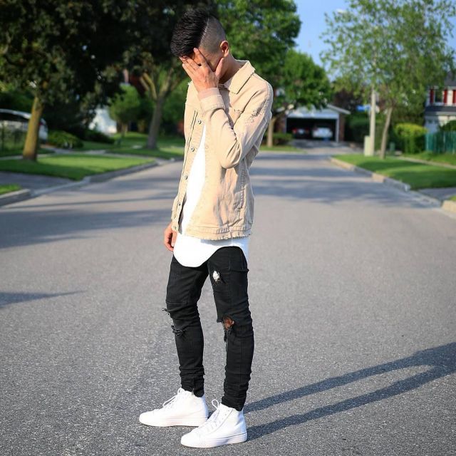 Følge efter Messing Modsige Sneakers beige Converse Chuck Taylor All Star II Hi Lux Leather of the  youtubeur Christian Cantelon on his account instagram | Spotern