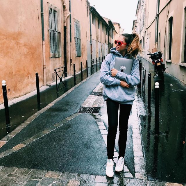 Sneakers white and green Adidas Stan Smith worn by Thylane Blondeau on Instagram