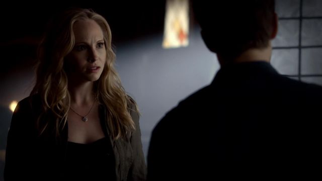 The necklace pendant heart, engraved by Caroline Forbes (Candice King) in The Vampire Diaries S04E21
