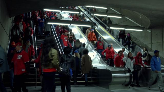 La station de métro De la Concorde de Laval au Quebec au lieu de la Navy Yard-Ballpark Station de Washington DC dans la série Jack Ryan S01E08