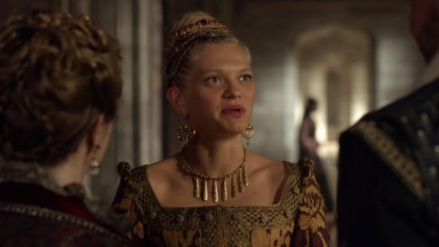 The tiara of Leeza Tudor (Anastasia Phillips) in Reign : The Fate of a queen (S04E04)
