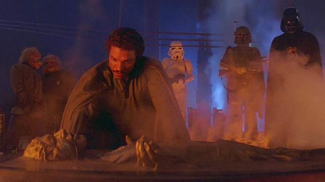 Le costume gonflable d'Han Solo (Harrison Ford) prisonnier de la carbonite dans L'Empire contre-attaque