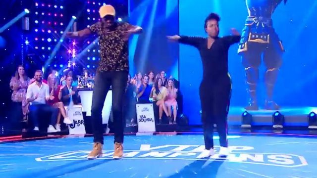 Sneakers, high tops camel of Ahmed Sylla on Friday, anything goes with Arthur to the 21st of September 2018