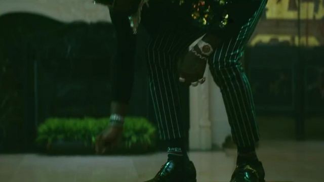 Les chaussettes noires Balenciaga dans le clip Ric Flair Drip de 21 Savage ft. Offset, Metro Boomin