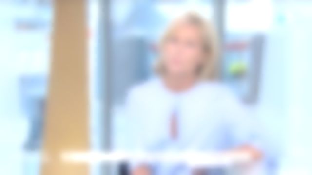 The blouse blue Claire Chazal in free Entry to the 23/09/2018