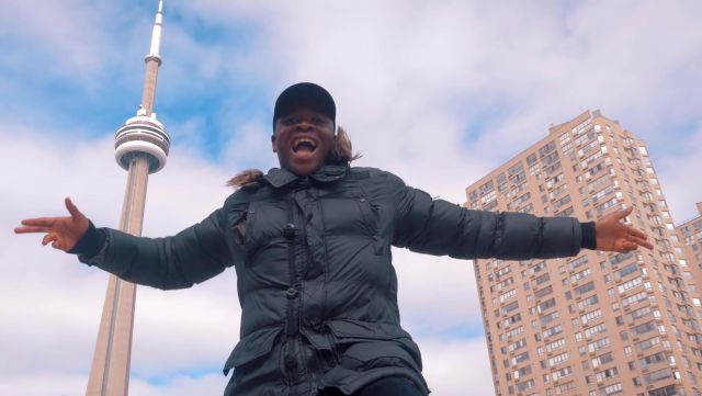 The CN Tower in Toronto, Canada, in the clip Mans not hot Big Shaq