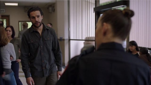 Jean jacket khaki Mason Tannetti (Christopher Abbott) in The Sinner ...