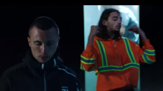 Sweatshirt hoody Dickies Neon Orange worn by Lujipeka in the video clip "Goodbye Soon" Columbine