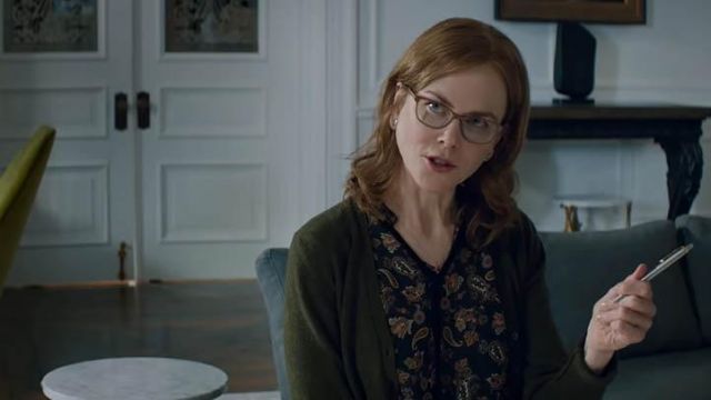 La blouse à motifs paisley d'Yvonne (Nicole Kidman) dans The Upside
