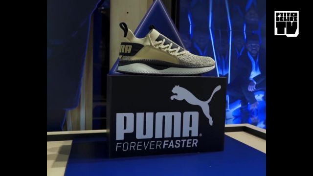 Les baskets beige Puma Tsugi Jun dans la vidéo YouTube "Chilla - bail 2 sneakers"