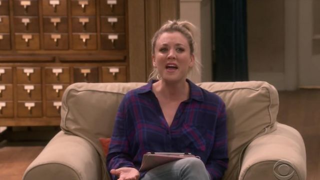 La chemise à carreaux violette Rails portée par Penny (Kaley Cuoco) dans The Big Bang Theory S12E03