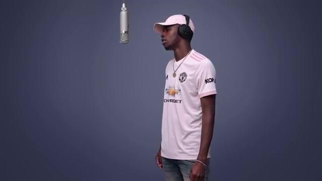 The away kit Manchester United season 2018-2019 worn by Not3s in the Youtube video Got | A COLORS SHOW