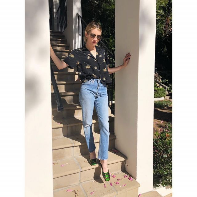The shirt palm trees of Emma Roberts on the account instagram @emmaroberts