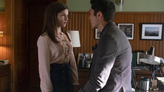 Pink Top worn by Stephanie Smothers (Anna Kendrick) as seen in A Simple Favor