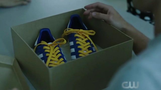 Sneakers Adidas lace-up yellow of 