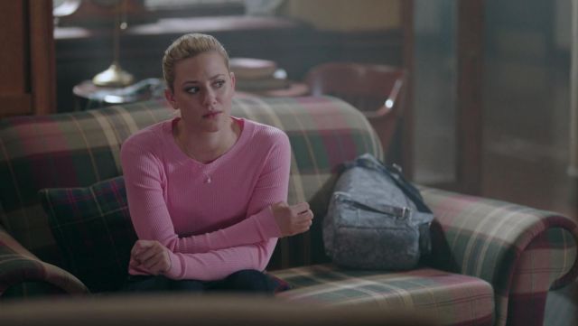 The Herschel backpack from Betty Cooper (Lili Reinhart) in Riverdale S02E03