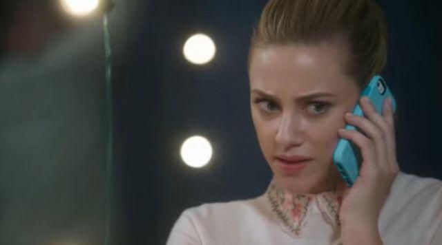 Blue phone case used by Betty Cooper (Lili Reinhart) as seen in Riverdale S02E07