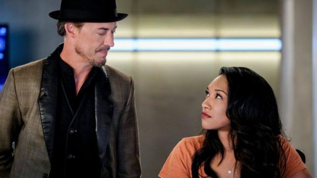 The top brown rust Madewell worn by Iris West (Candice Patton) in Flash S05E03